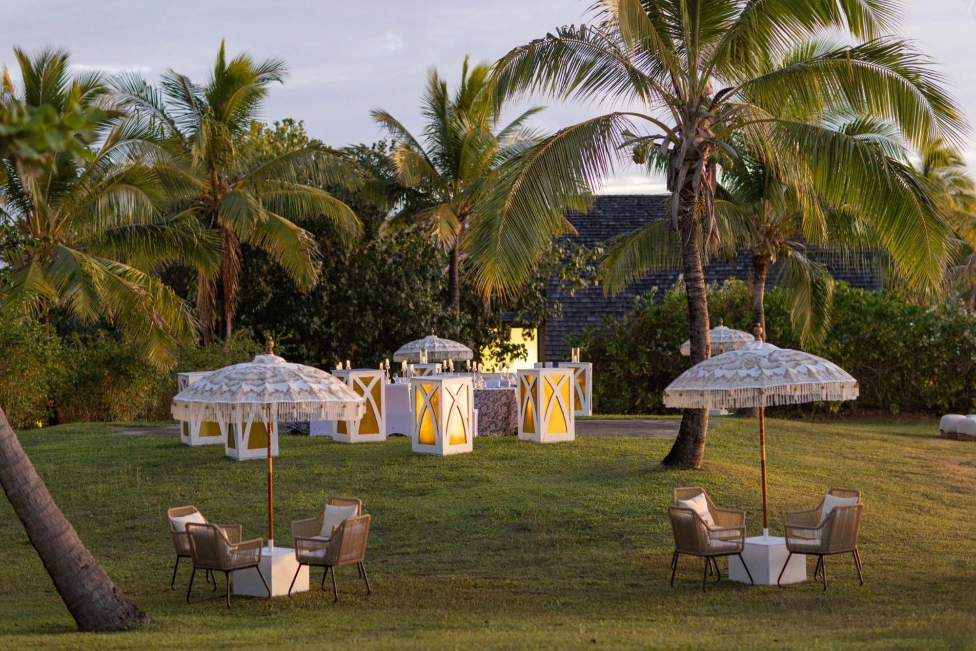 斐济莫米湾万豪度假酒店 Momi 外观 照片 The lawn at the Four Seasons Resort