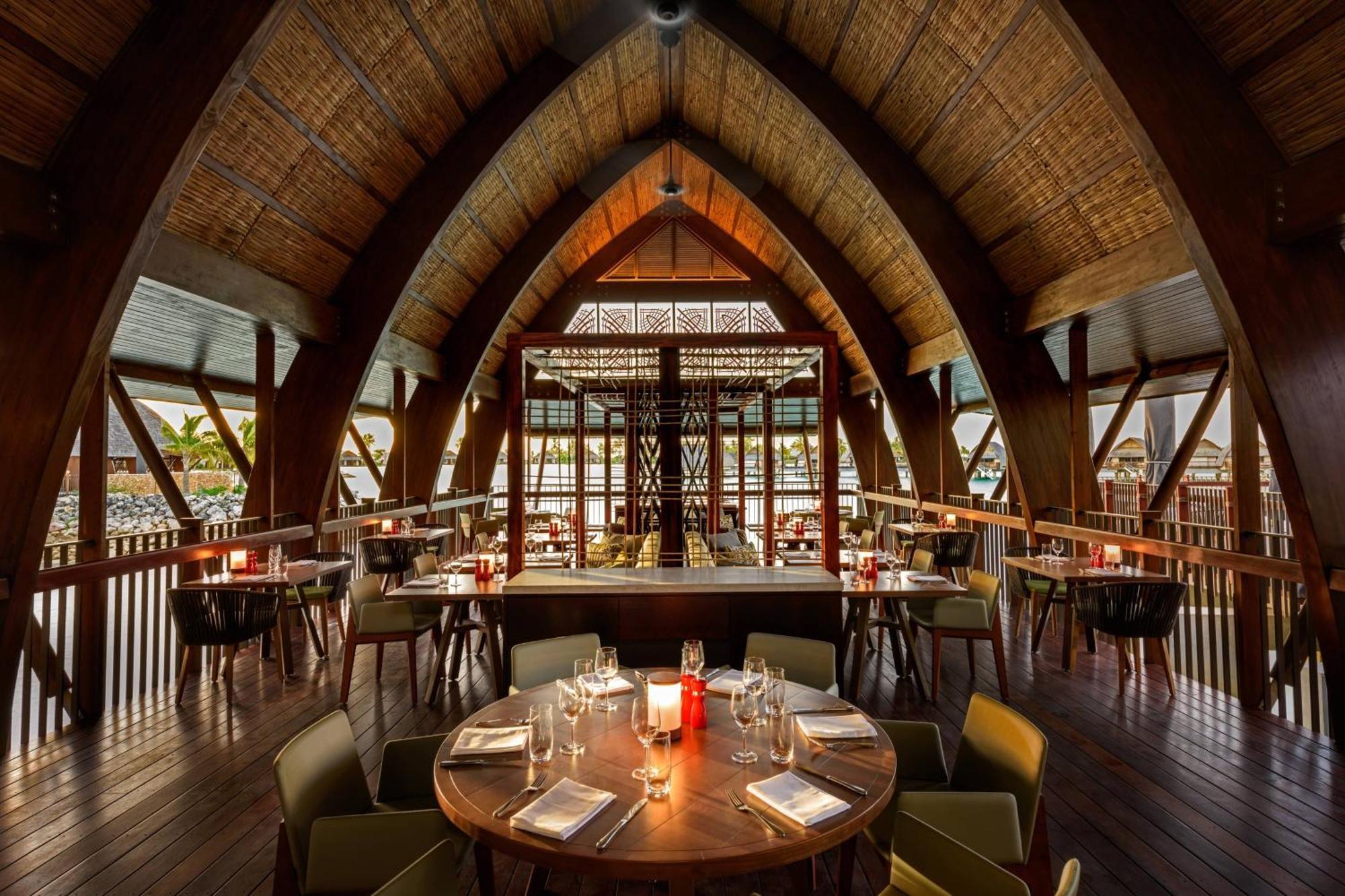 斐济莫米湾万豪度假酒店 Momi 外观 照片 The interior of the restaurant